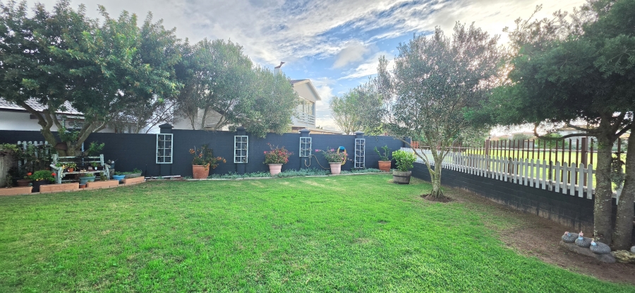 4 Bedroom Property for Sale in Country Club Western Cape